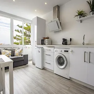 https://sol-torrecilla-studio.hotelsinnerja.org